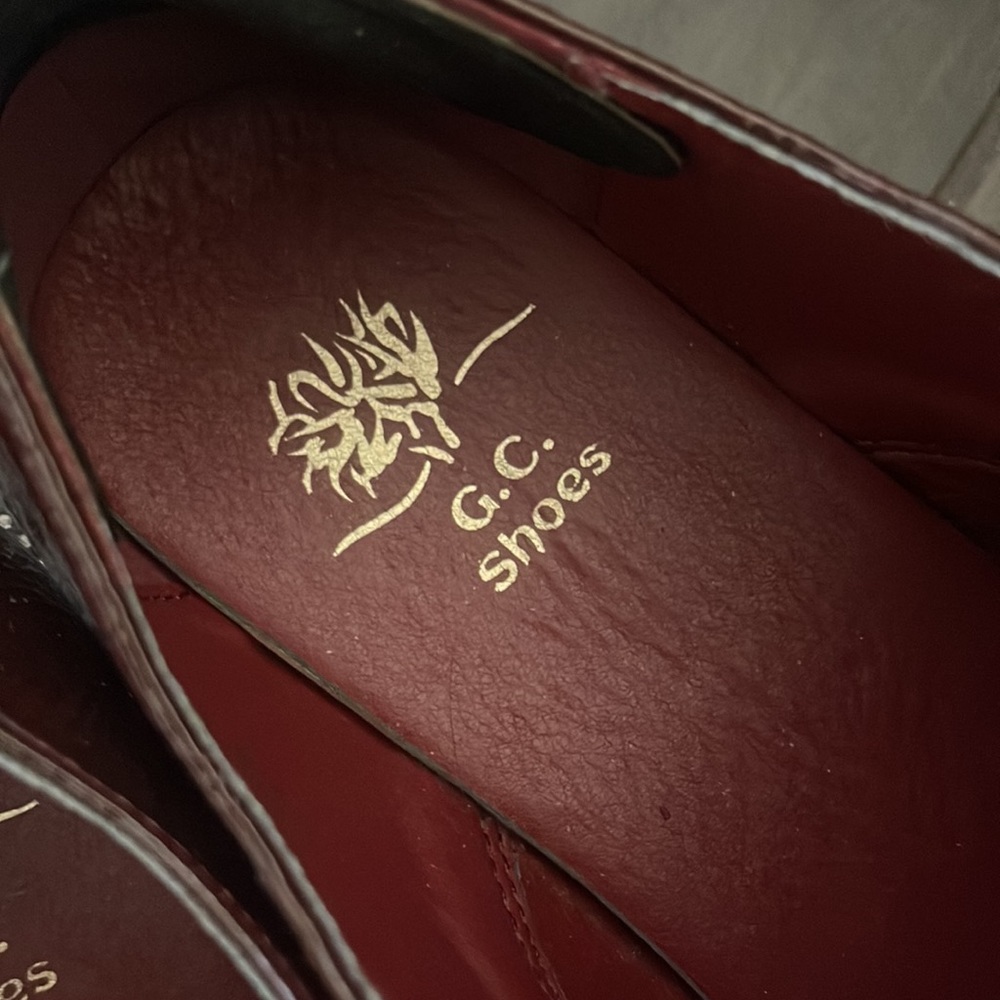 Shoes 👞 - Picture 3 of 4
